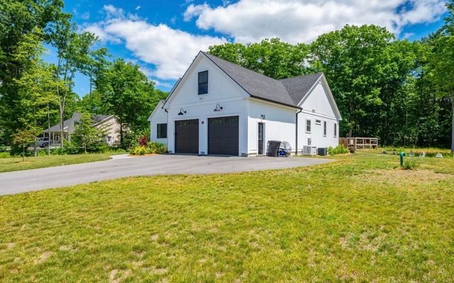 19 Peterson Road, Rochester, NH 03839