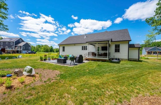 19 Peterson Road, Rochester, NH 03839