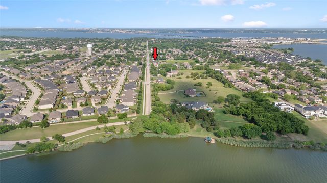 7002 Garner Road, Rowlett, TX 75088
