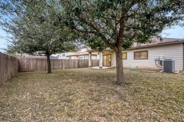5805 Alomar CV, Del Valle, TX 78617