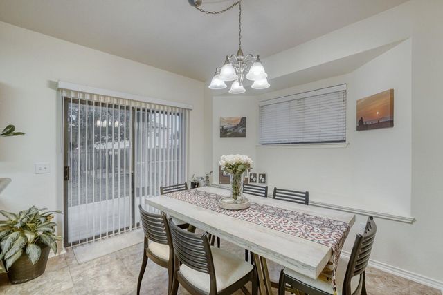 5805 Alomar CV, Del Valle, TX 78617