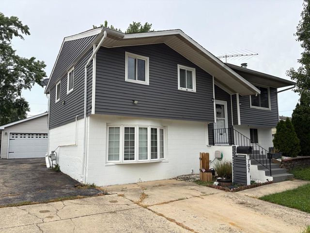 702 Union Avenue, Romeoville, IL 60446