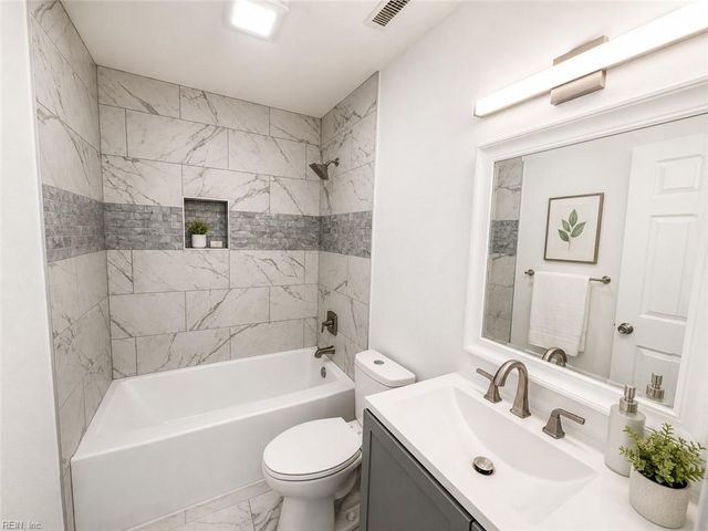 5071 James WAY, Smithfield, VA 23430