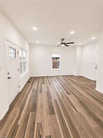5071 James WAY, Smithfield, VA 23430