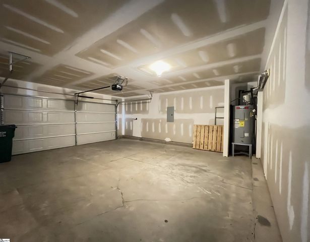 4060 Garrison Lane, Boiling Springs, SC 29316