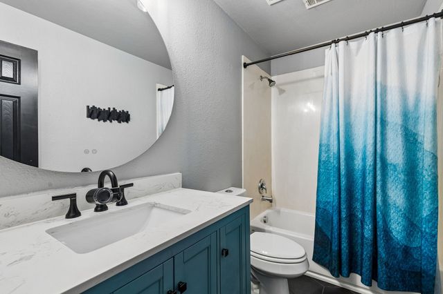 10417 Eastern Hills Court, Rowlett, TX 75089