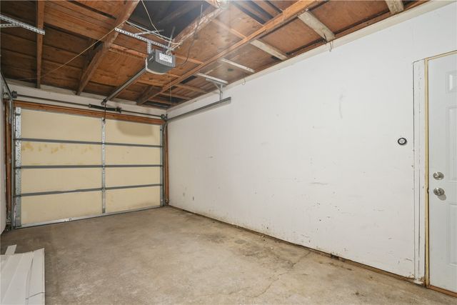 890 S 8th Street, Marion, IA 52302