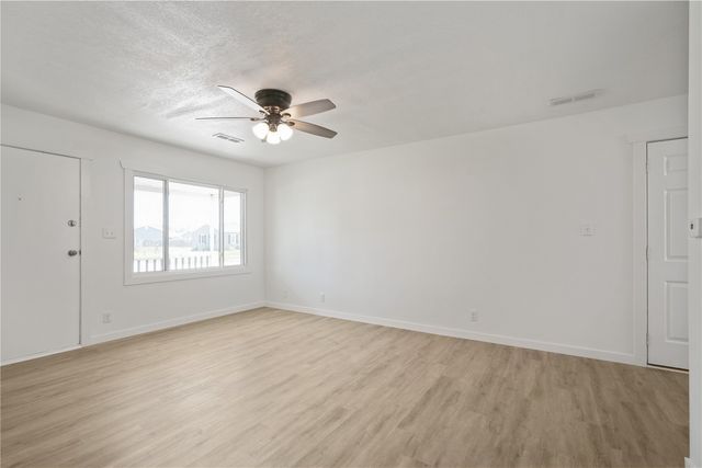890 S 8th Street, Marion, IA 52302
