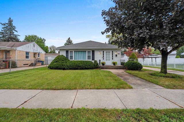 994 ROSCOE STREET, Green Bay, WI 54304