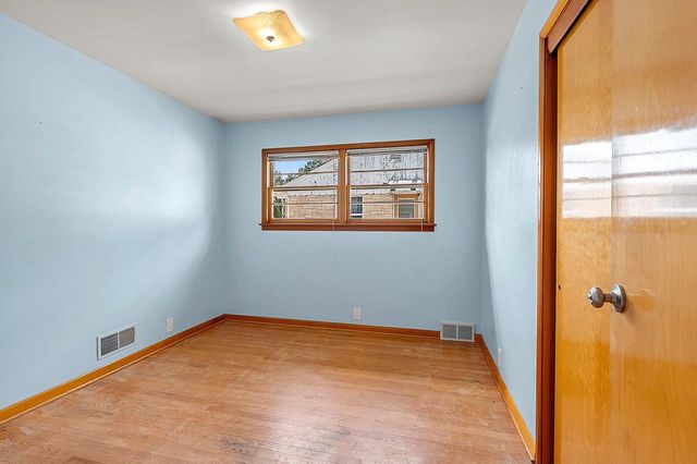 994 ROSCOE STREET, Green Bay, WI 54304