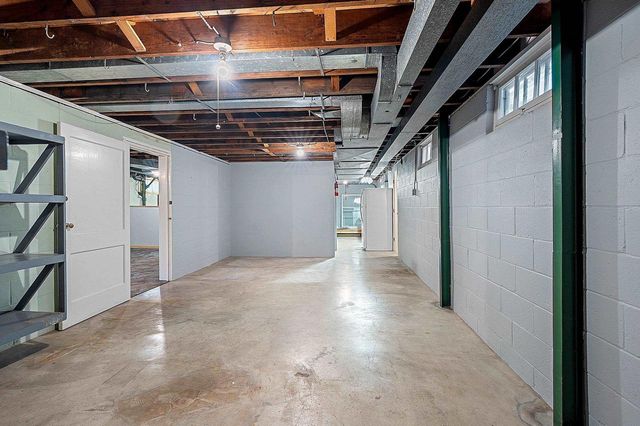 994 ROSCOE STREET, Green Bay, WI 54304