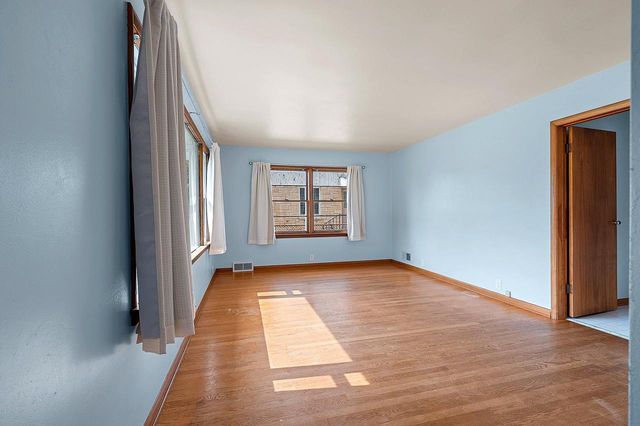 994 ROSCOE STREET, Green Bay, WI 54304