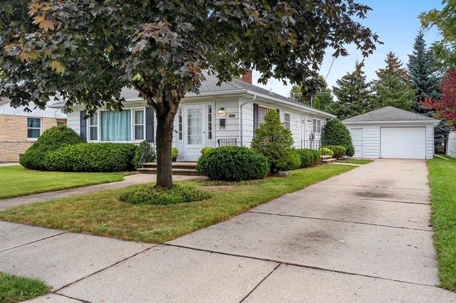 994 ROSCOE STREET, Green Bay, WI 54304
