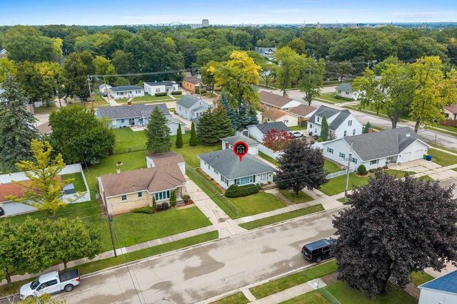 994 ROSCOE STREET, Green Bay, WI 54304