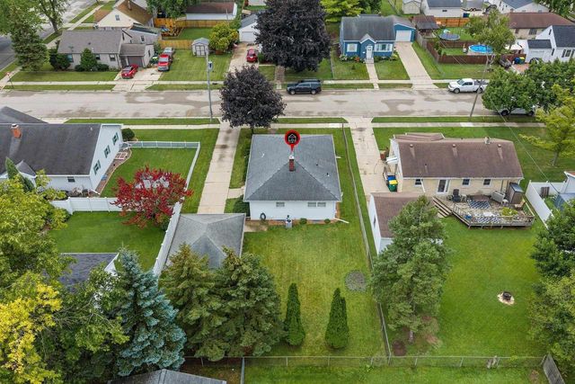 994 ROSCOE STREET, Green Bay, WI 54304
