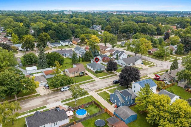 994 ROSCOE STREET, Green Bay, WI 54304