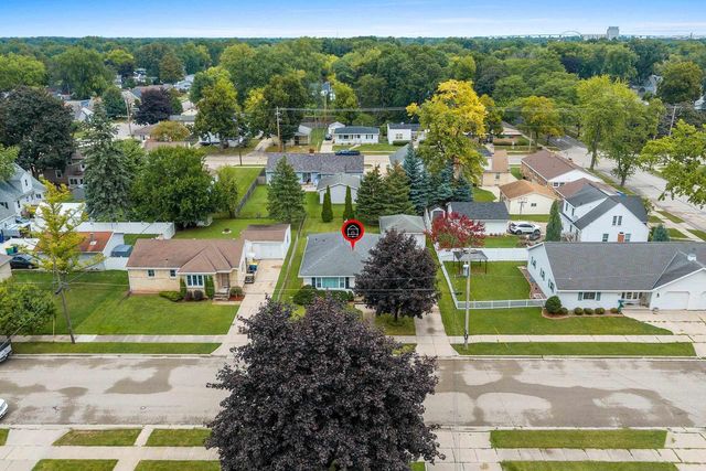 994 ROSCOE STREET, Green Bay, WI 54304