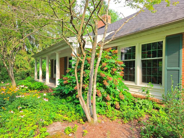 5665 WINTHROP Drive, Fairview, PA 16506
