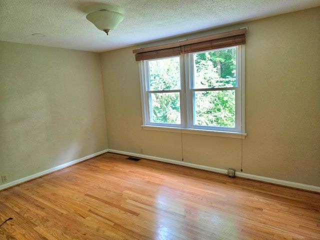 5665 WINTHROP Drive, Fairview, PA 16506