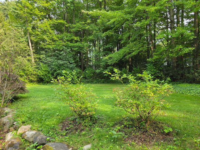 5665 WINTHROP Drive, Fairview, PA 16506