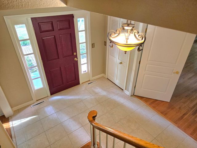 5665 WINTHROP Drive, Fairview, PA 16506