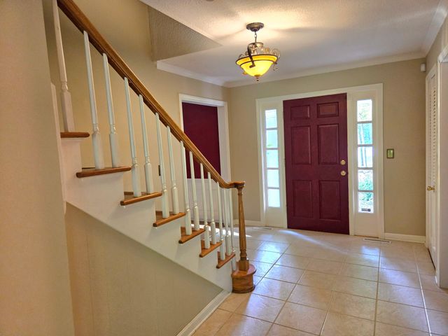 5665 WINTHROP Drive, Fairview, PA 16506
