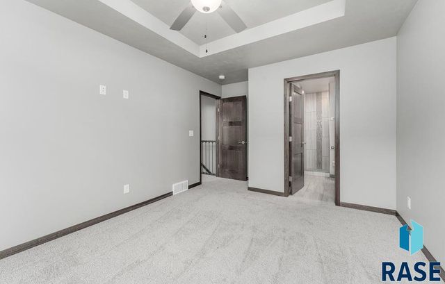 1908 N Concord Dr Drive, Sioux Falls, SD 57110