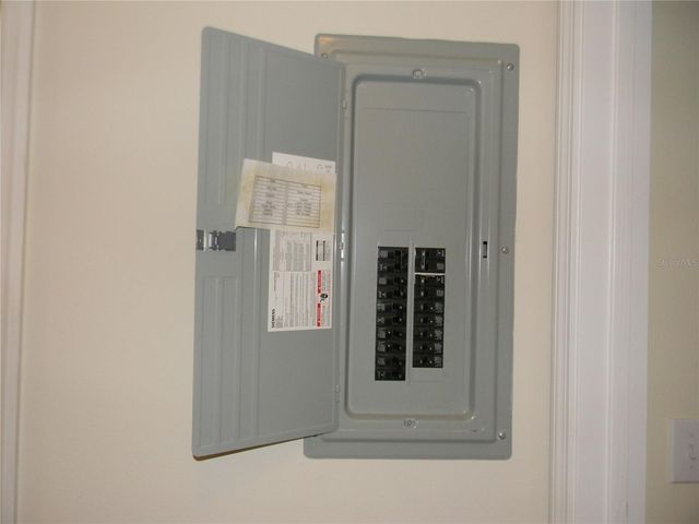 5701 BRENTGRASS DRIVE 207, Sarasota, FL 34235