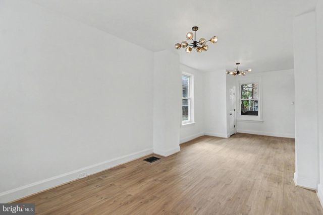 1712 ELM ST, Harrisburg, PA 17103
