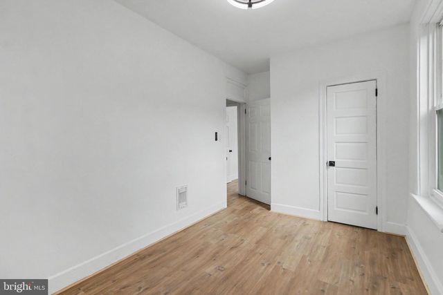 1712 ELM ST, Harrisburg, PA 17103