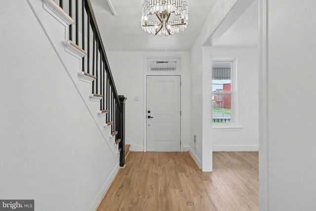 1712 ELM ST, Harrisburg, PA 17103