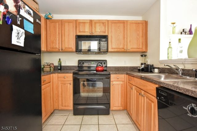 318 54Th St 4L, West New York Town, NJ 07093