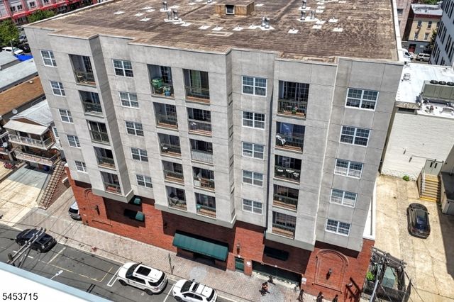 318 54Th St 4L, West New York Town, NJ 07093