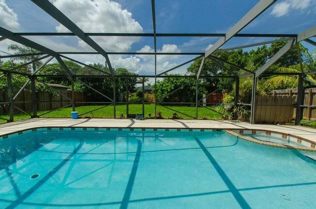 22191 SW 60th Avenue, Boca Raton, FL 33428