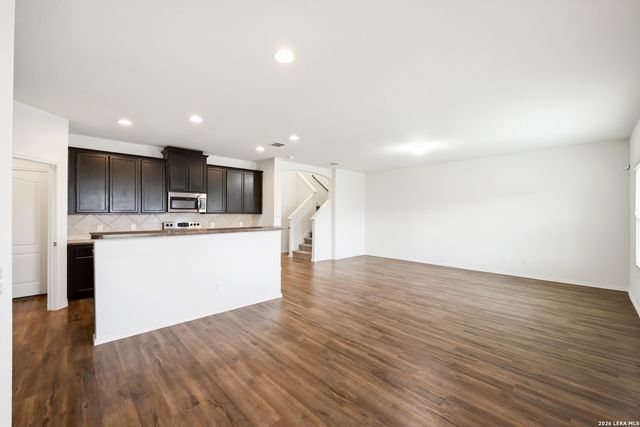 8215 Bending Willow, San Antonio, TX 78223