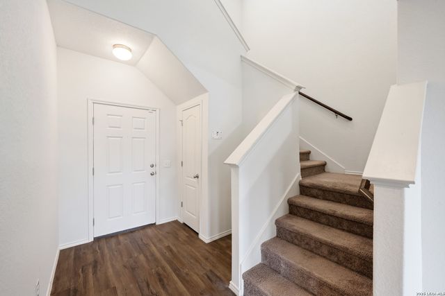 8215 Bending Willow, San Antonio, TX 78223