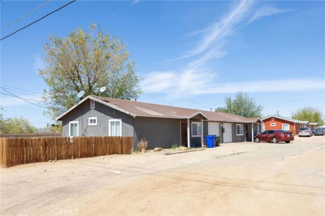 12023 Chamberlaine Way, Adelanto, CA 92301