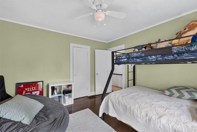 820 W 72nd Street, Kansas City, MO 64114