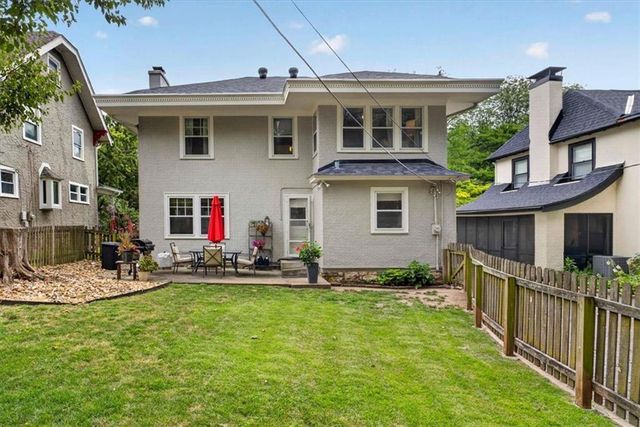820 W 72nd Street, Kansas City, MO 64114