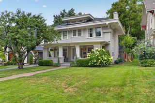 820 W 72nd Street, Kansas City, MO 64114
