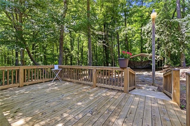 328 Lake Forest Drive, Acworth, GA 30102