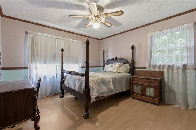 328 Lake Forest Drive, Acworth, GA 30102