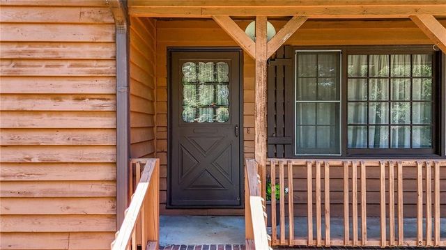 328 Lake Forest Drive, Acworth, GA 30102
