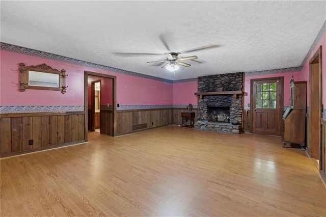 328 Lake Forest Drive, Acworth, GA 30102