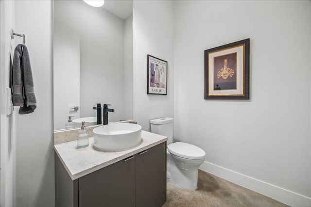 4532 Sunburst Street, Bellaire, TX 77401