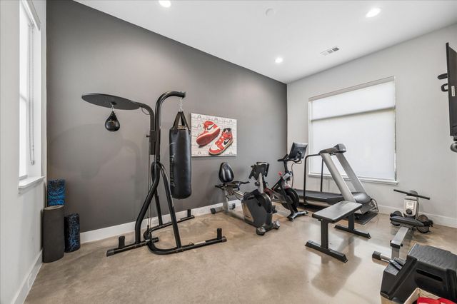4532 Sunburst Street, Bellaire, TX 77401