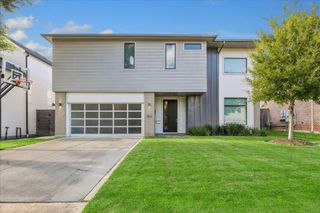 4532 Sunburst Street, Bellaire, TX 77401