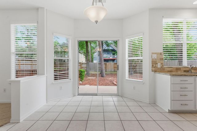 66 Hidden Meadow Drive, The Woodlands, TX 77382