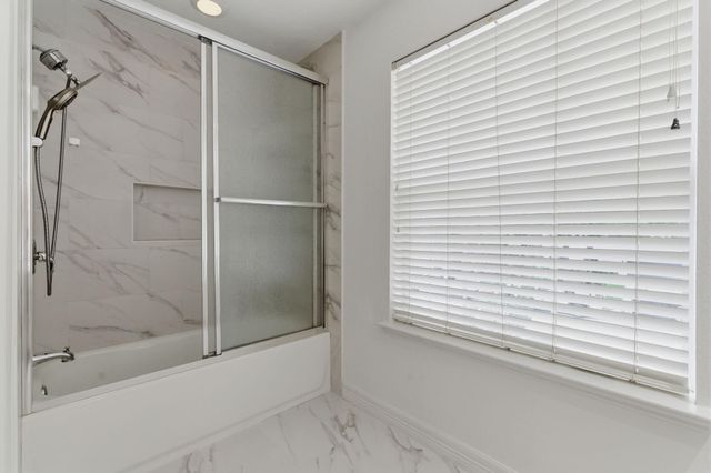 66 Hidden Meadow Drive, The Woodlands, TX 77382