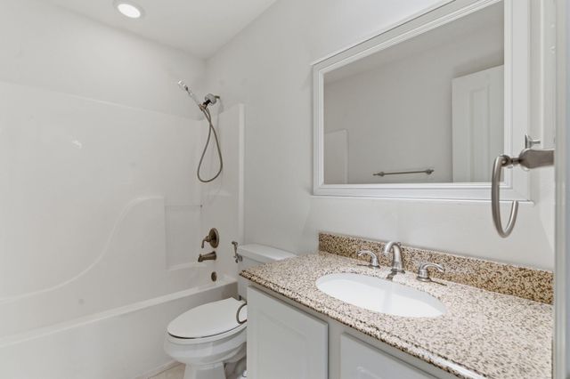 66 Hidden Meadow Drive, The Woodlands, TX 77382